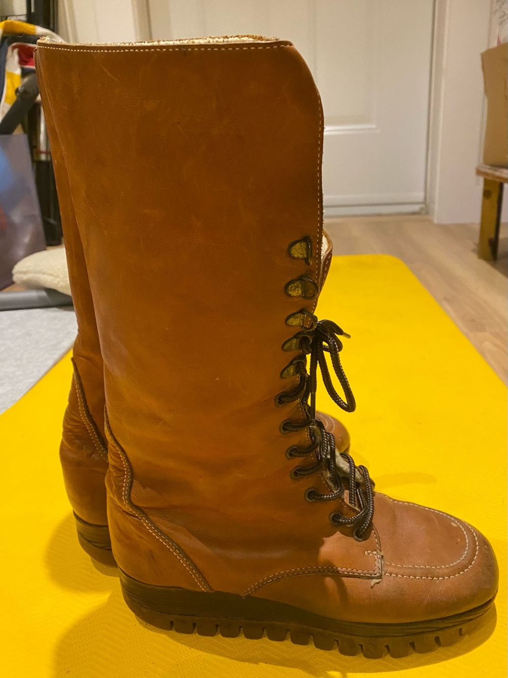 Vintage 70s Rosita Brown Leather Lace up Boots 7